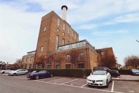 Pollards Close, Rochford, Essex, SS4