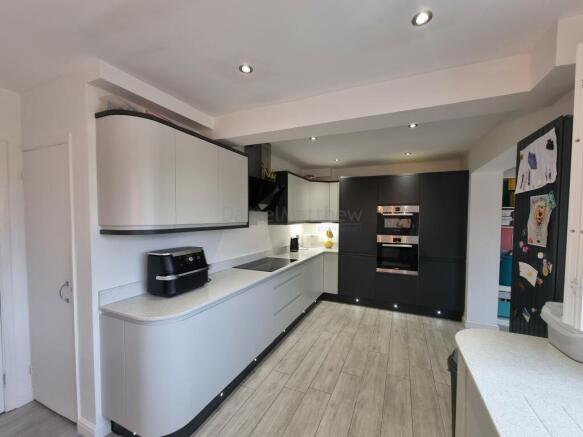Kitchen/Diner/Family Room
