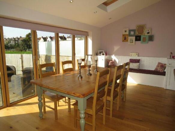 Living/Kitchen/Dinin