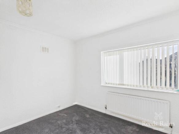 3 bed Semi-Detached for sale Image 12