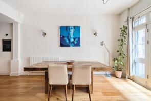 Flat 10, 20 Breezers Court, The Highway, London E1W 2BE