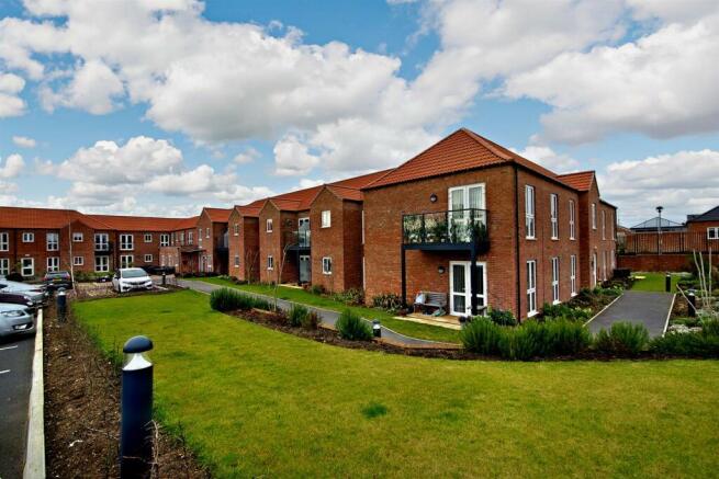 2 bed Apartment for sale Image 10