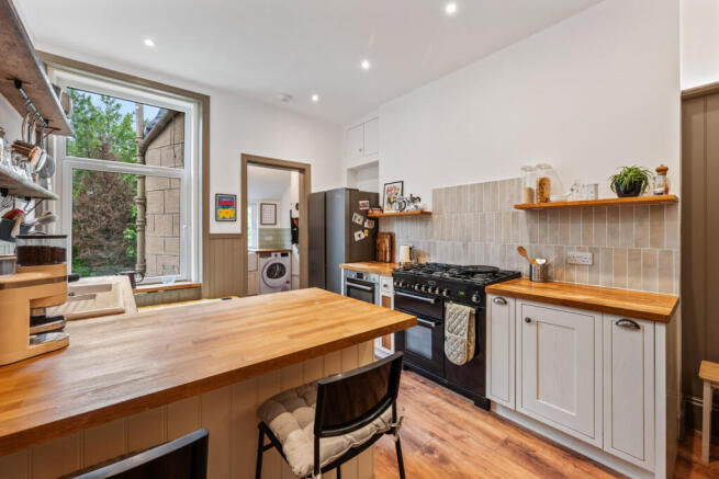 16 Mannering Road, Shawlands, G41 3SW photo 4
