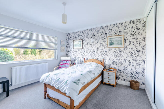 bedroom2