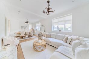 59, Ruislip Court, Raleigh Close, Ruislip HA4 6JR