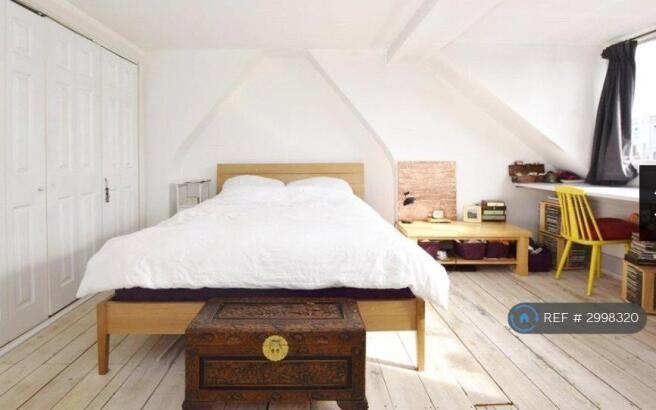 Bedroom 3 With En-Suite: 5.64m x 5.46m