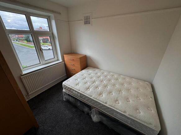 3 bed House to rent Image 11