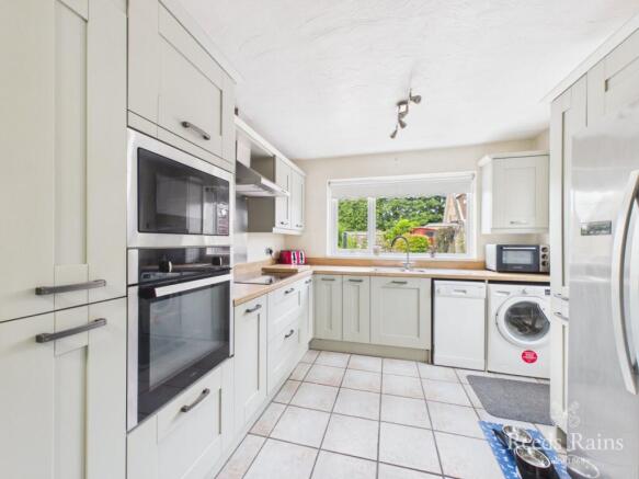 Shepton Close, Thornaby, Stockton-on-Tees, Durham, TS17 photo 4