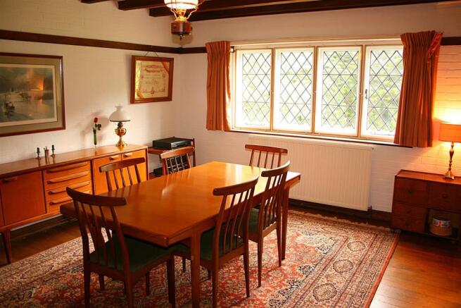 diningroom.JPG