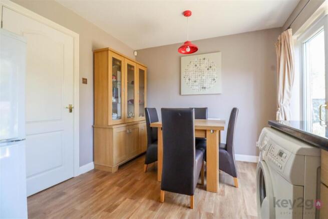 2 bed Semi-Detached for sale Image 7
