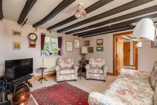 3 bed Detached for sale Image 8