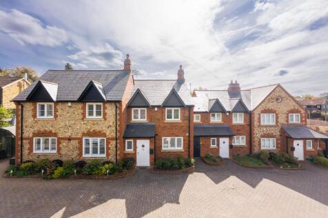 Chapel Croft, Chipperfield, WD4