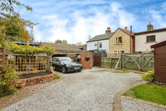 2 bed Terraced for sale Image 10
