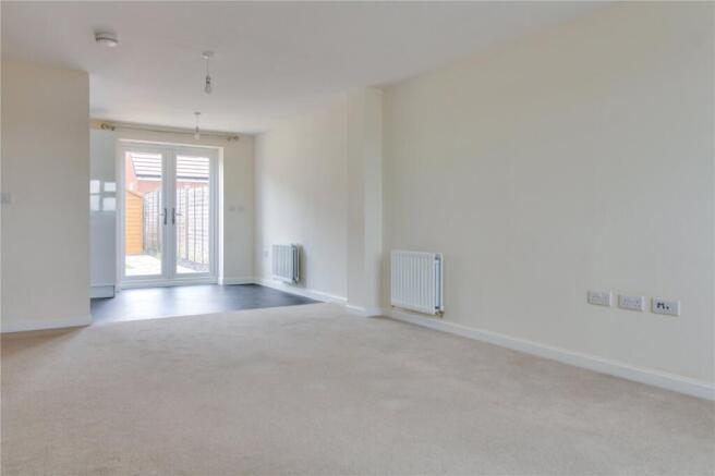 Mackay Crescent, Tadpole Garden Village, Swindon, SN25 photo 3