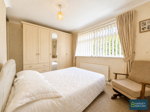 3 bed Detached Bungalow for sale Image 8