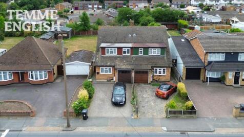 Bromfords Drive, Wickford, SS12