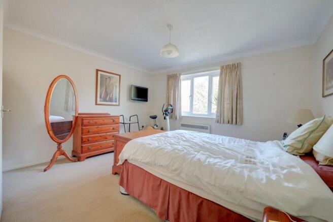 Tudor Gardens, Burgess Hill, RH15 photo 4