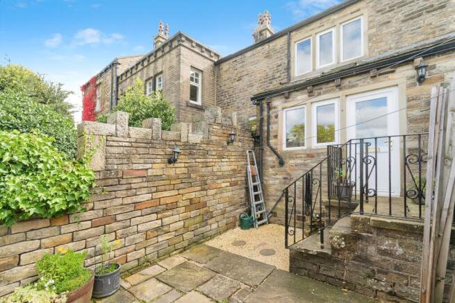 3 bed Terraced for sale Image 7