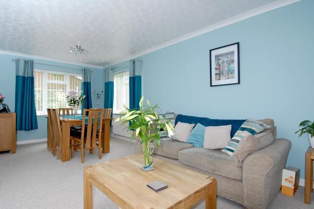 Living/Dining Room