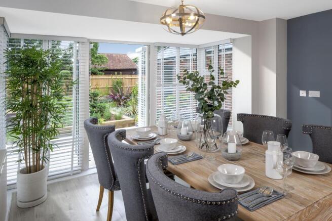 Dining holden 4 bedroom home