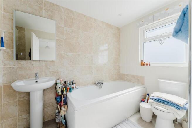 210 Mendip Road, Yatton, BS49 4BZ 37.jpg