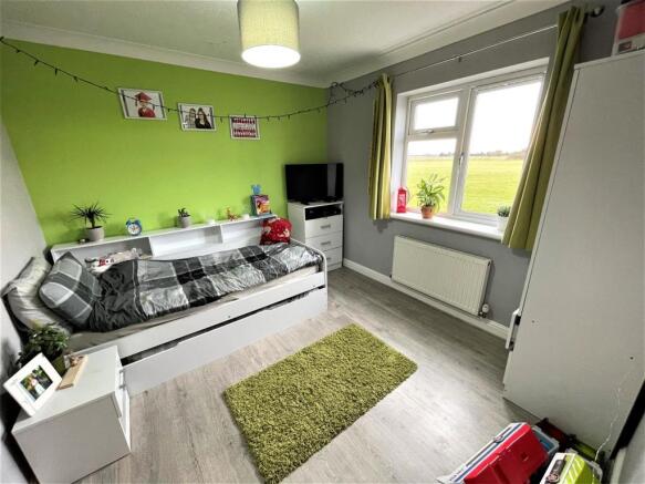 BEDROOM TWO :