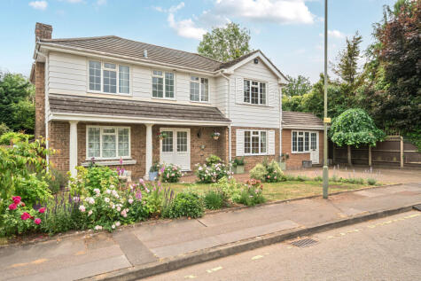 Robin Hill Drive, Chislehurst, Kent, BR7