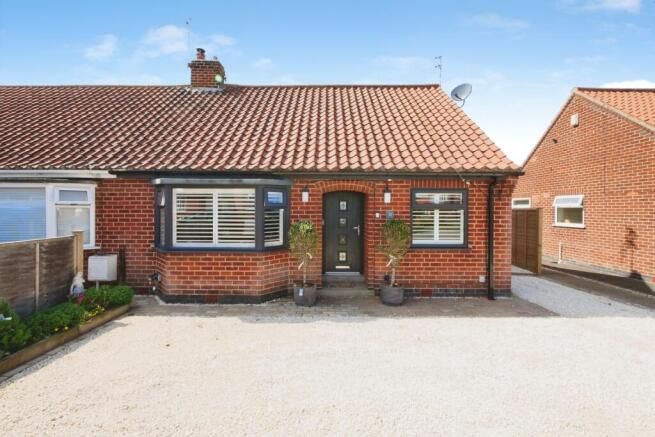 3 bed Semi-Detached Bungalow for sale in york
