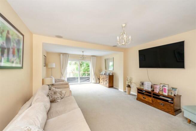 8552685-interior14.jpg