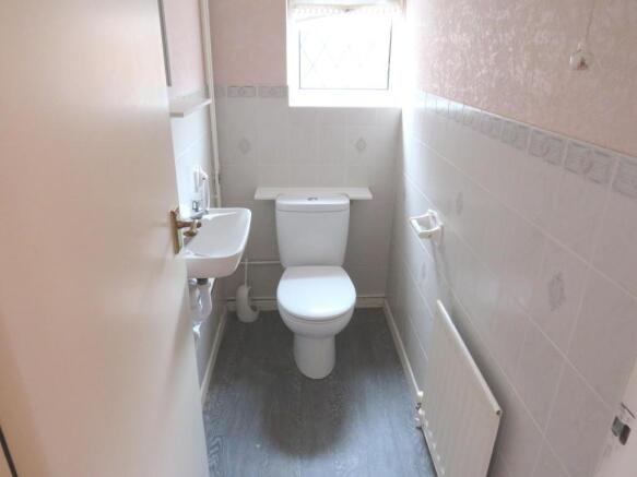 Cloakroom/wc