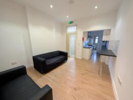 32, Colchester Street, Coventry CV1 5NZ
