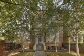 2, Lancaster Drive, London NW3 4HA