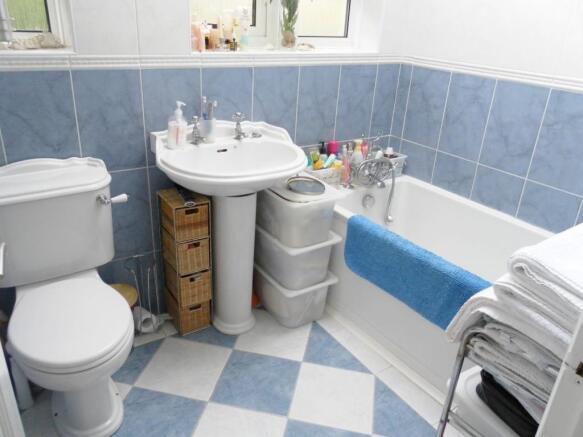 Photo 10