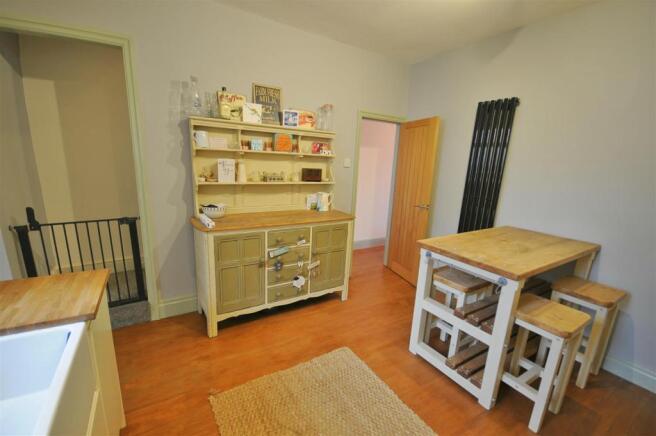 Dining kitchen