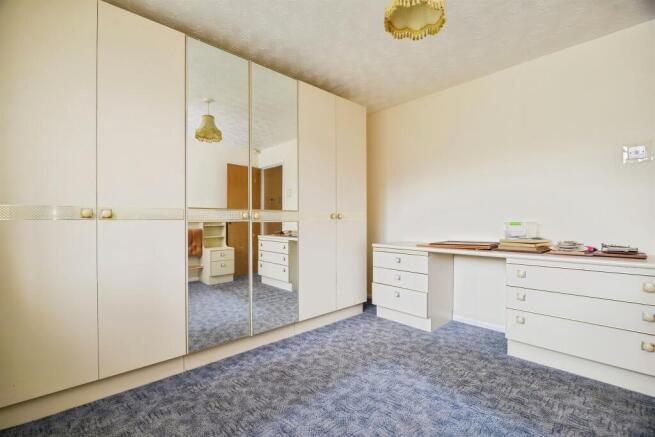 3 bed Detached Bungalow for sale Image 9