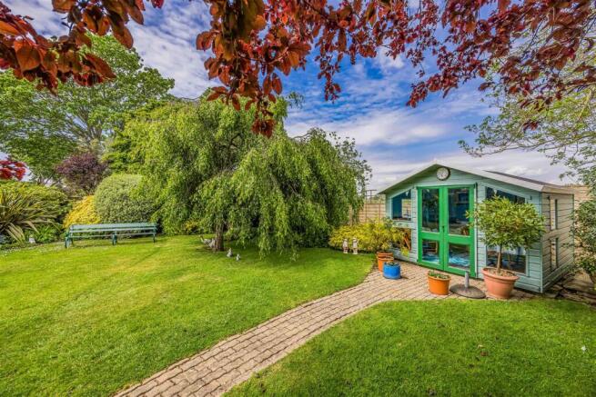 61 Saint Mary's Road, Hayling Island-Small-Portico
