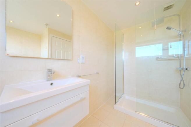3 bed Semi-Detached for sale Image 6