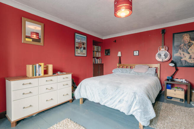 Bed 1