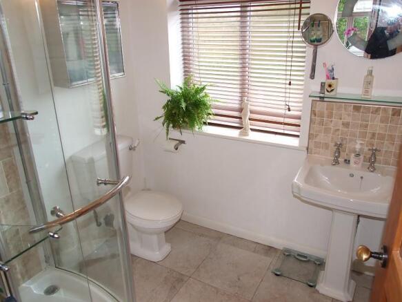En Suite Shower Room