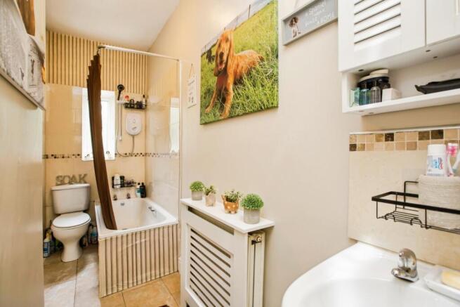 2 bed Terraced for sale Image 5