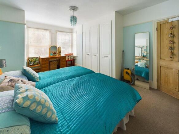 Bedroom 1 Alt
