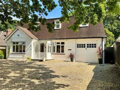 Manor Road, New Milton, Hampshire, BH25