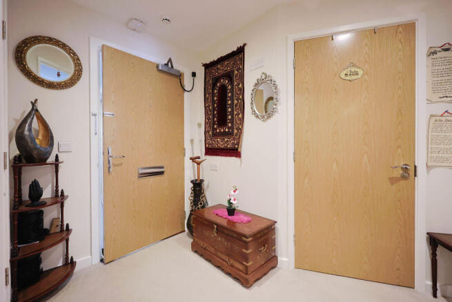 Photo 9
