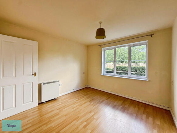 2 bed Apartment for sale Image 7