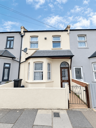 3/4 bedroom Terraced for rent