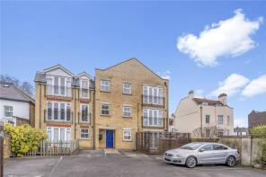 Flat 2, 19, Thames Street, Hampton TW12 2EW