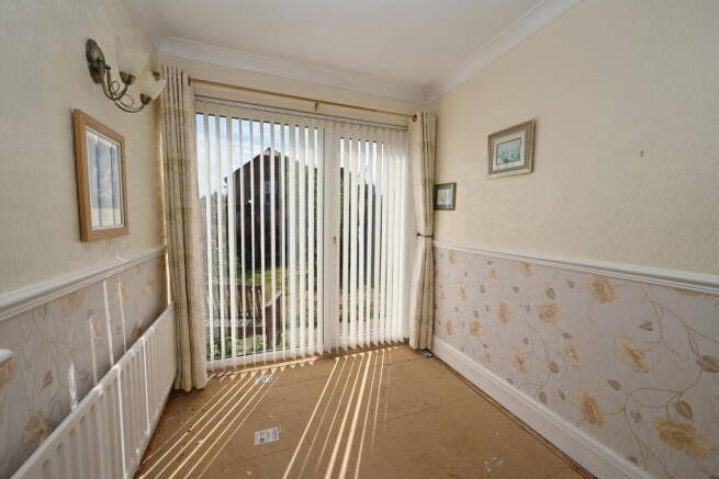 3 bed Semi-Detached for sale Image 6