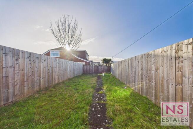 Hexham Drive, Eston, Middlesbrough, TS6 photo 4