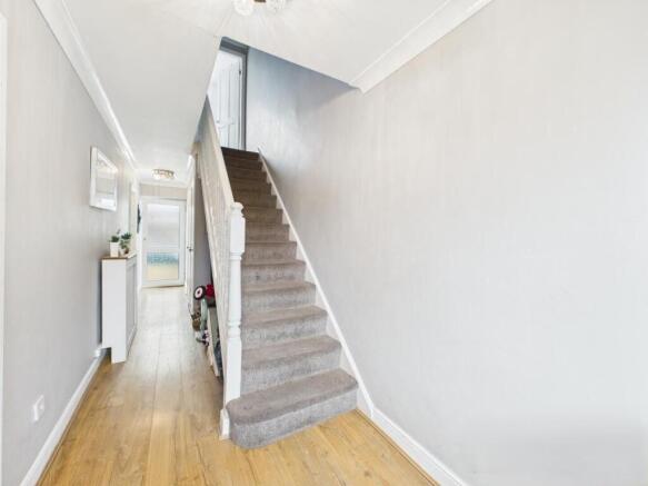 3 bed Terraced for sale Image 7