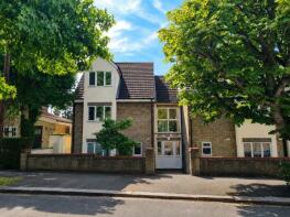 Flat 2, 16 Hermitage Court, Hillside Avenue, New Southgate, London N11 3BH